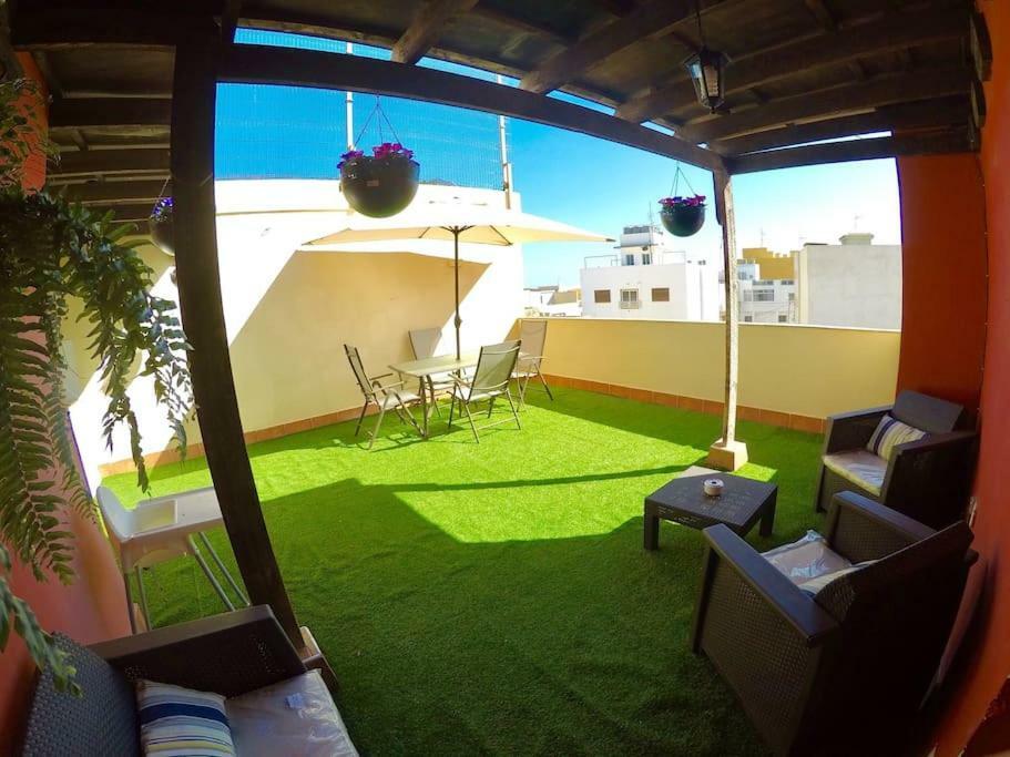 Villa Blanca Tenerife - Complete House - Terrace And Bbq, 5 Minutes From The Beach And Airport San Isidro  Esterno foto